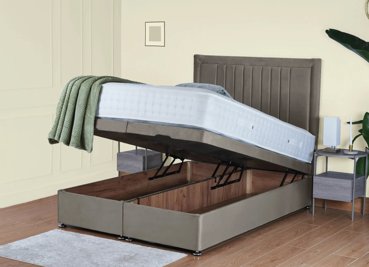 Windsor Ottoman Bed