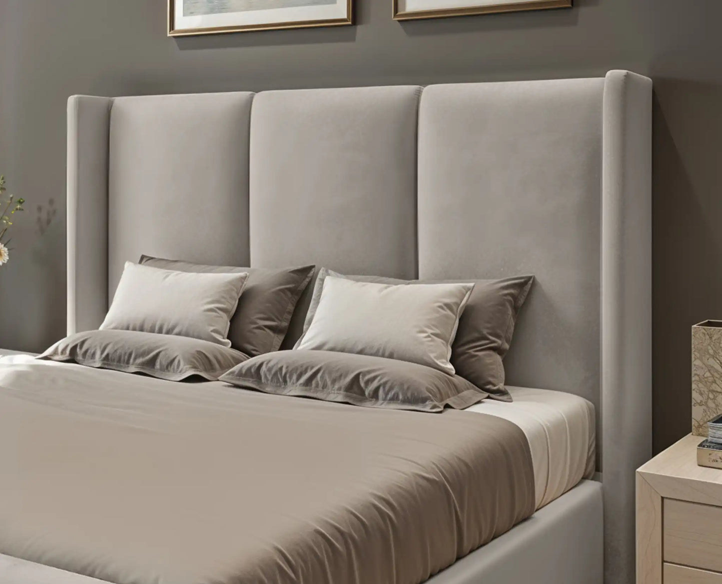 Miami winged Upholstered Bed