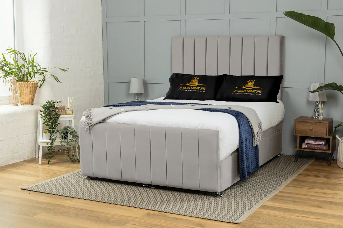 Venetian Ottoman Bed