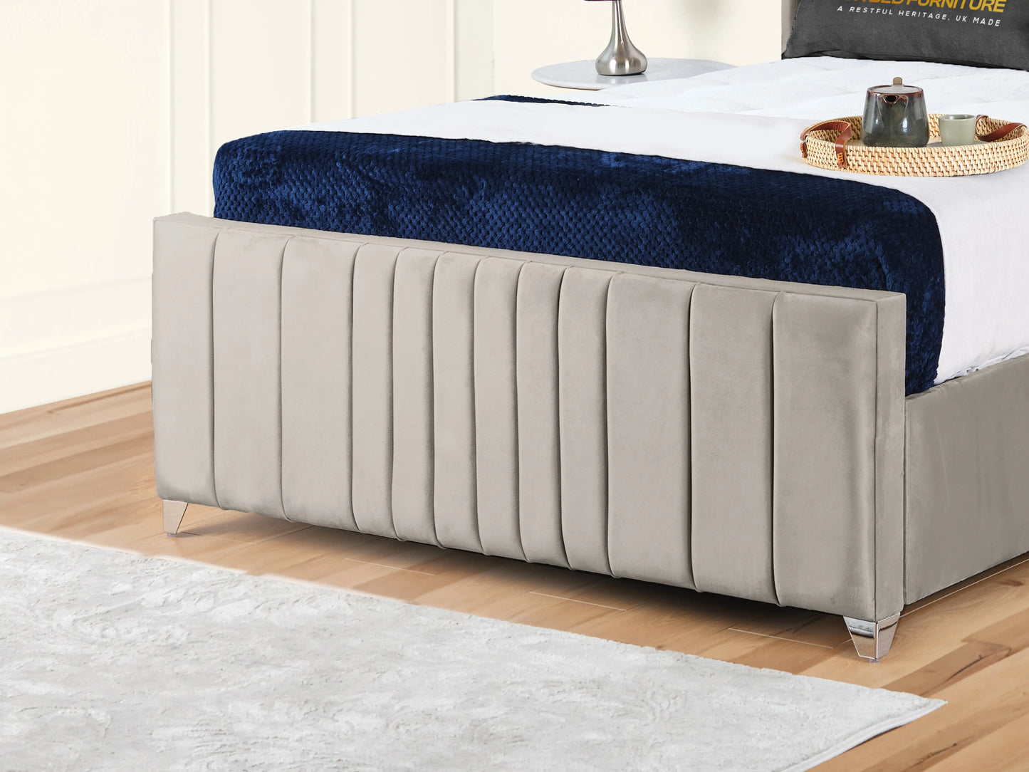 Valencia Lined Wings Upholstered Bed
