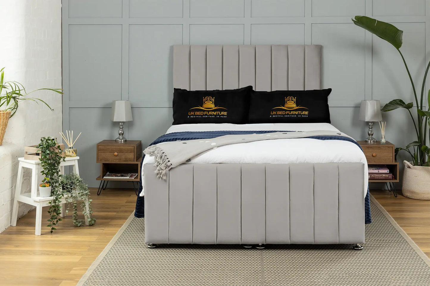 Venetian Ottoman Bed