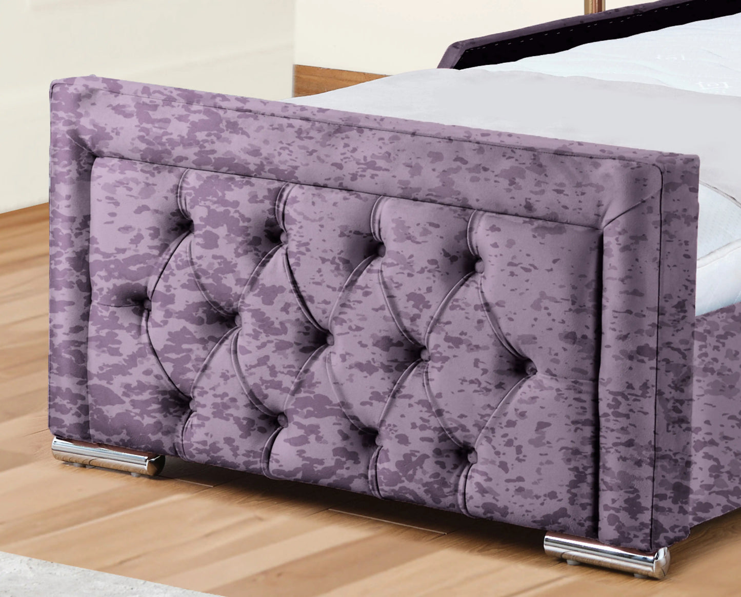 Noha Upholstered Bed