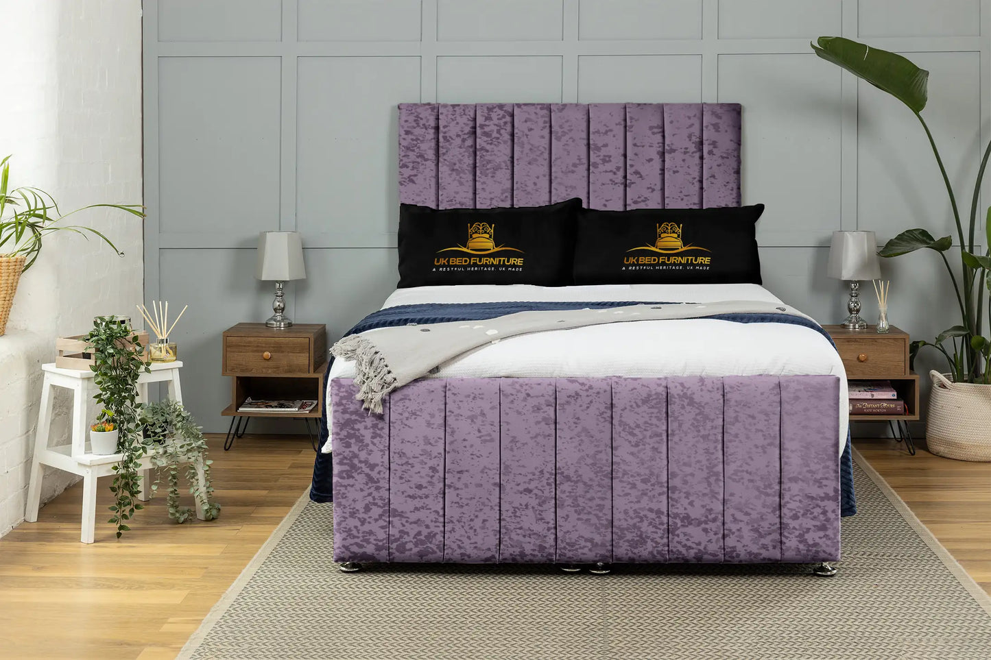 Venetian Ottoman Bed