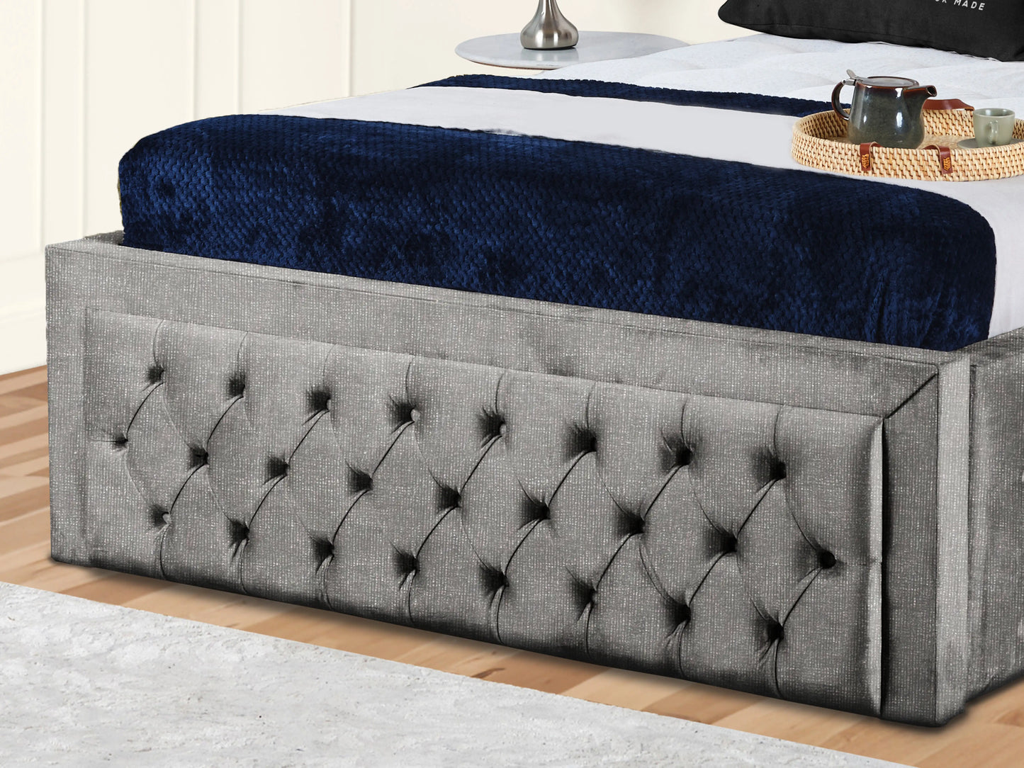 Kiya Upholstered Bed