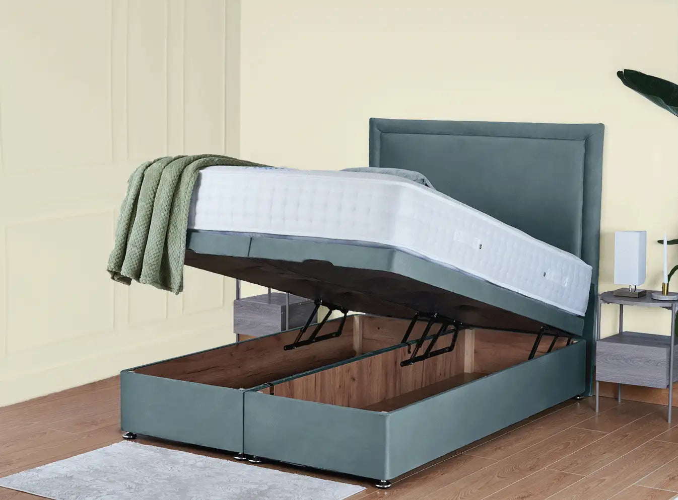 Hanover Ottoman Bed