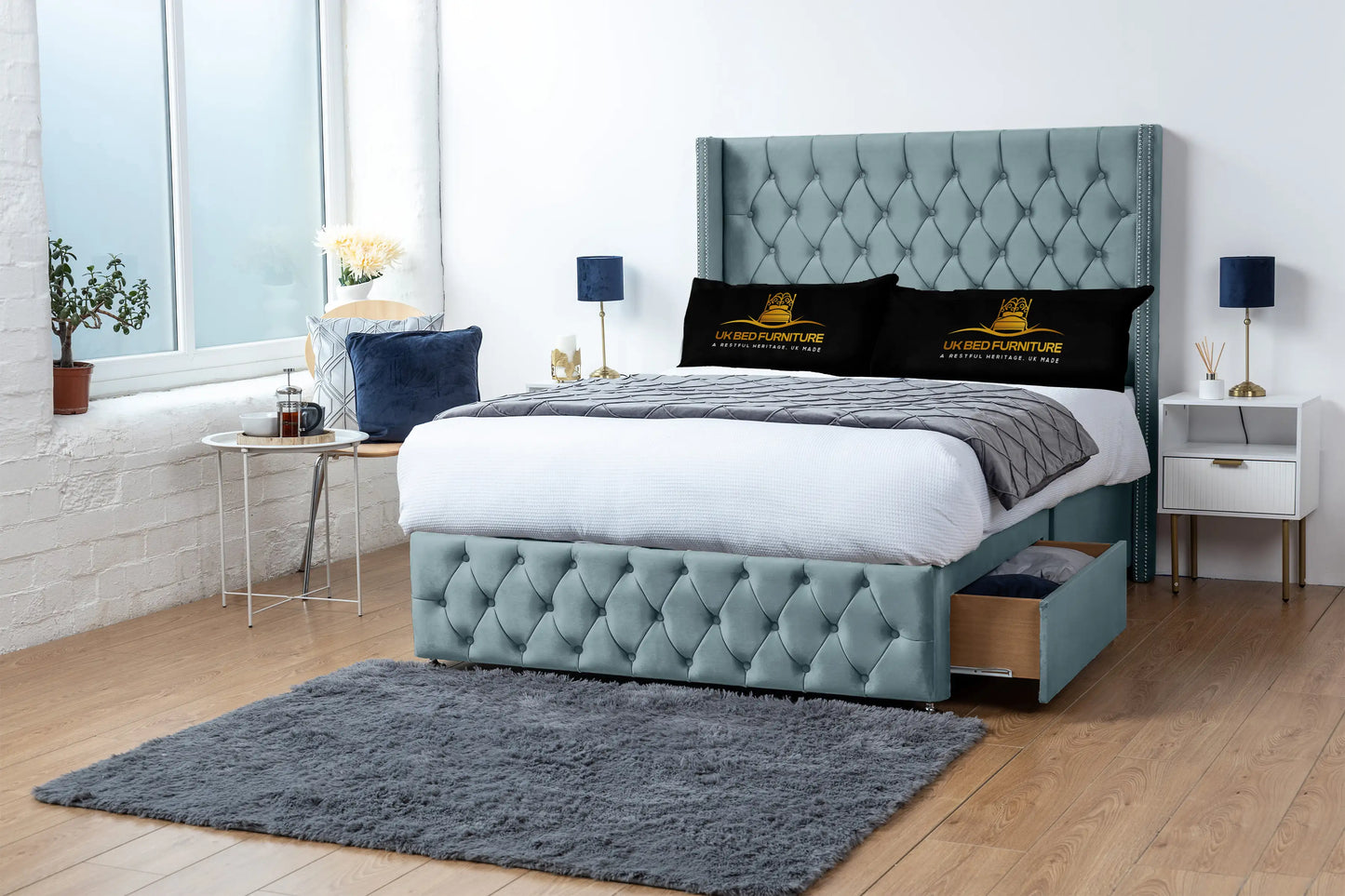 Jasmine Divan Bed