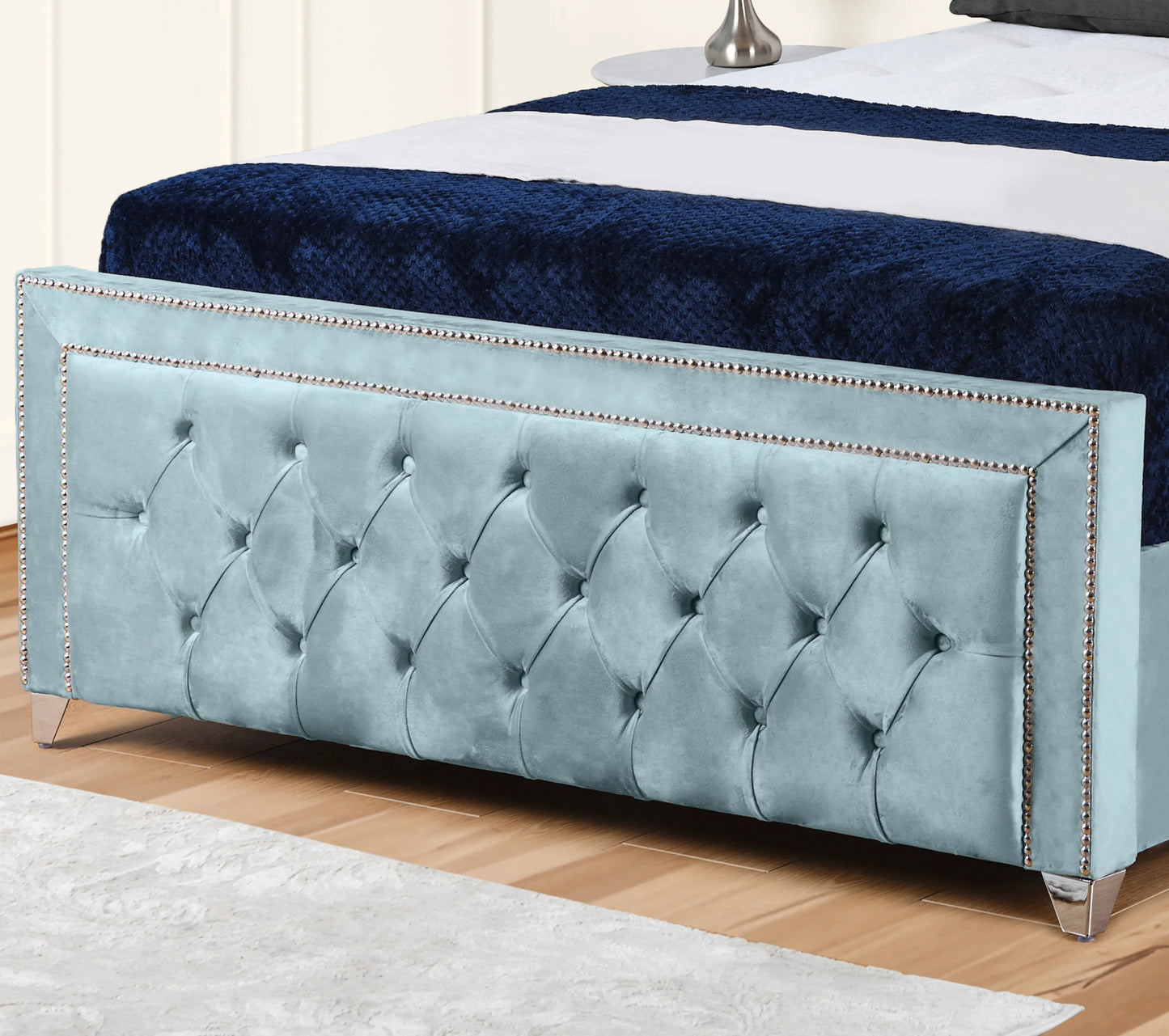Hamilton Upholstered Bed