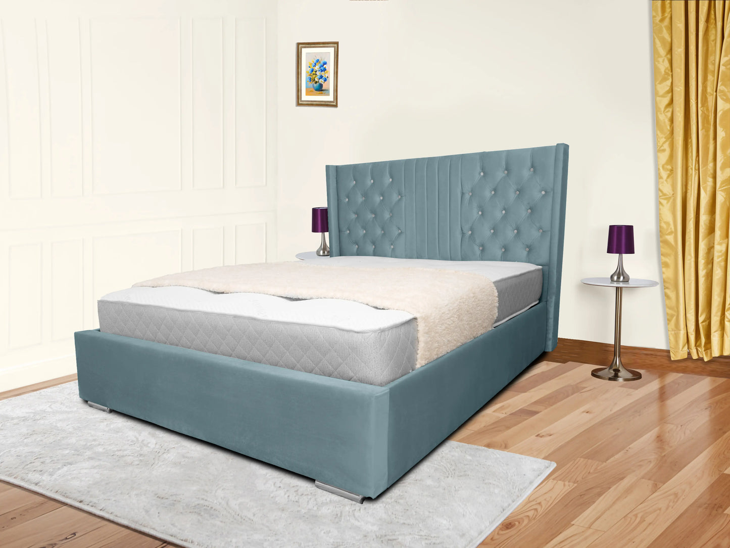 Middleton Winged Upholstered Bed