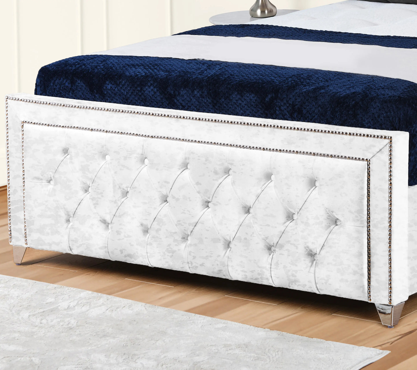 Hamilton Upholstered Bed