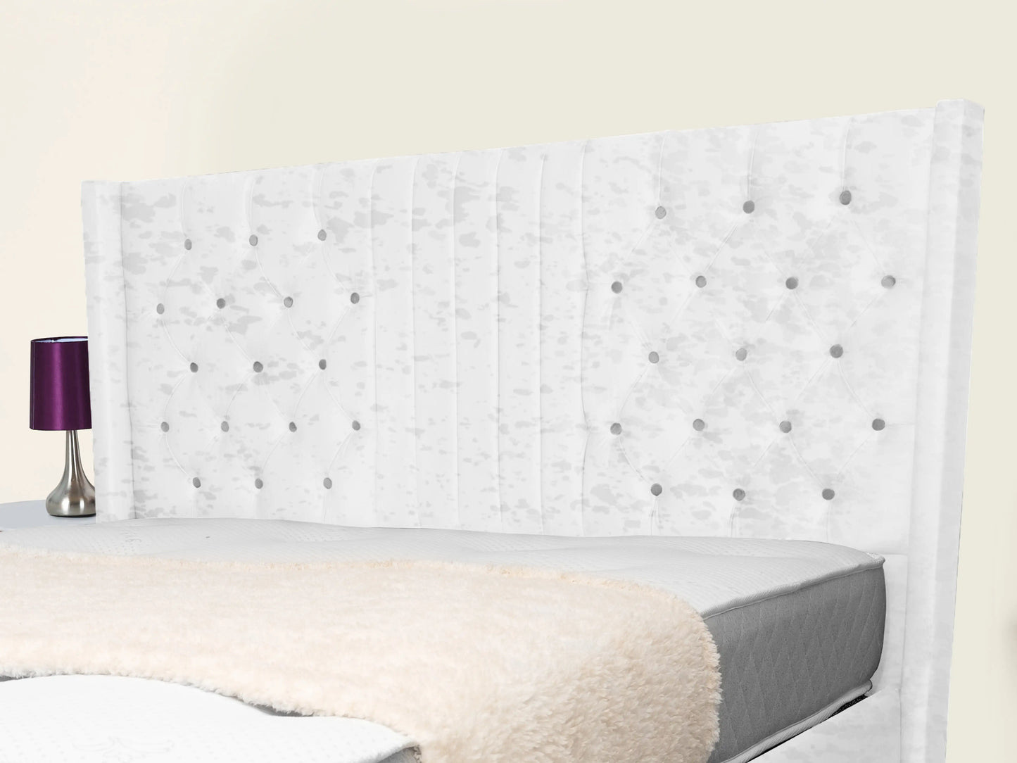 Middleton Winged Upholstered Bed