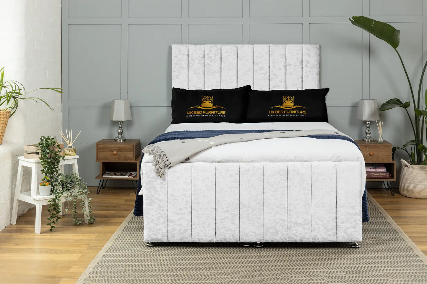 Venetian Ottoman Bed