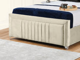 Cannas upholstered bed