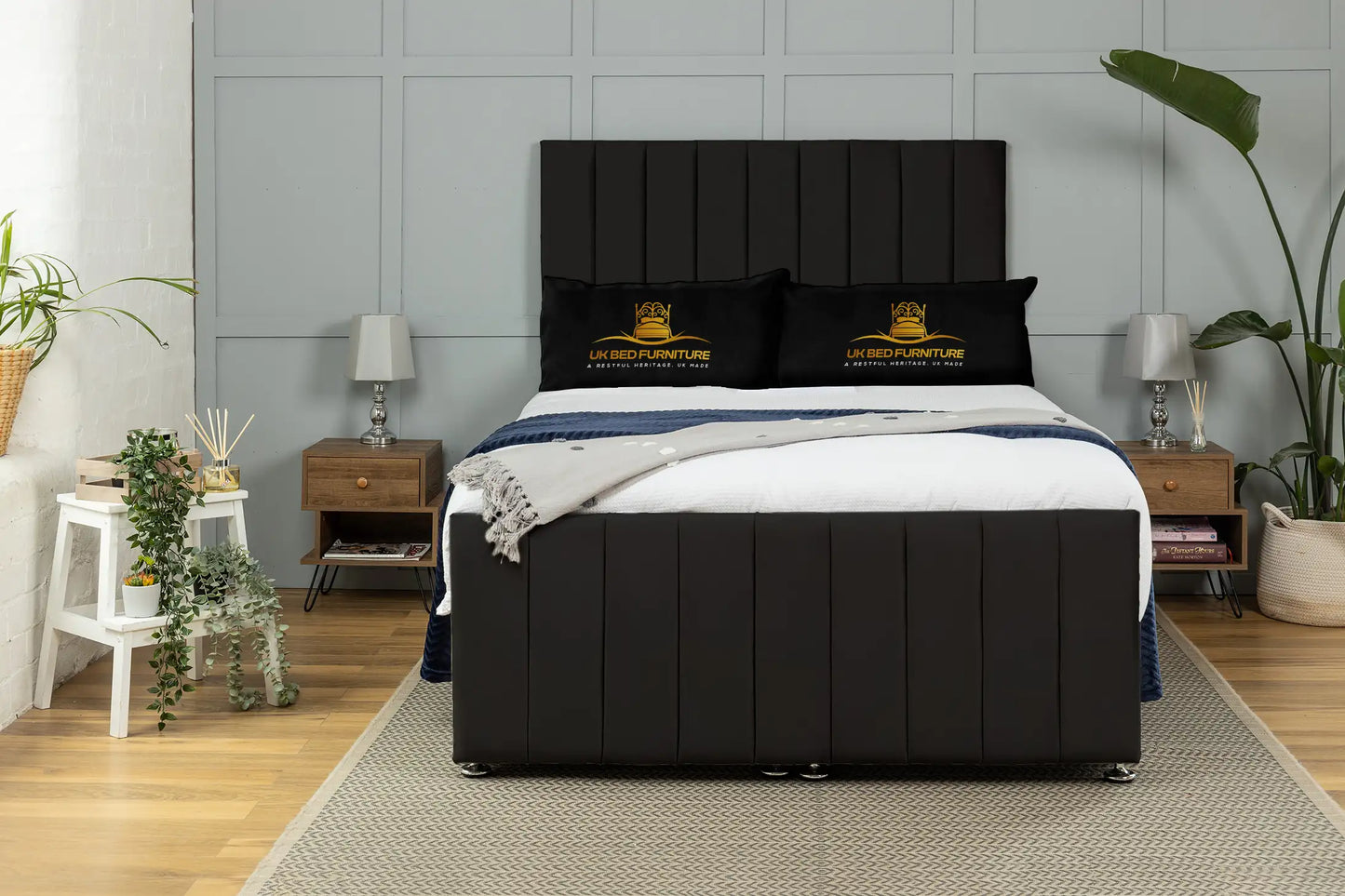 Venetian Ottoman Bed