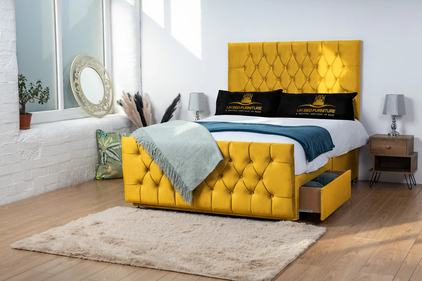 Jublie Chesterfield Divan Bed