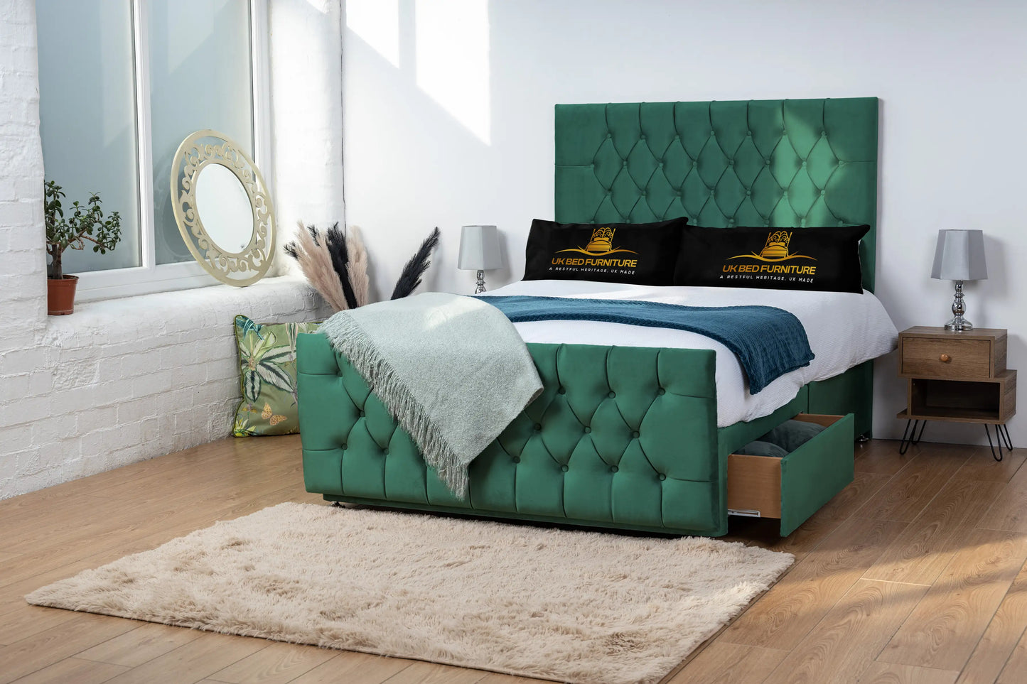 Jublie Chesterfield Divan Bed