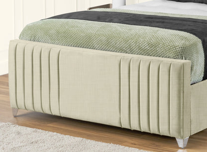 Elise lined winged Upholstered Bed