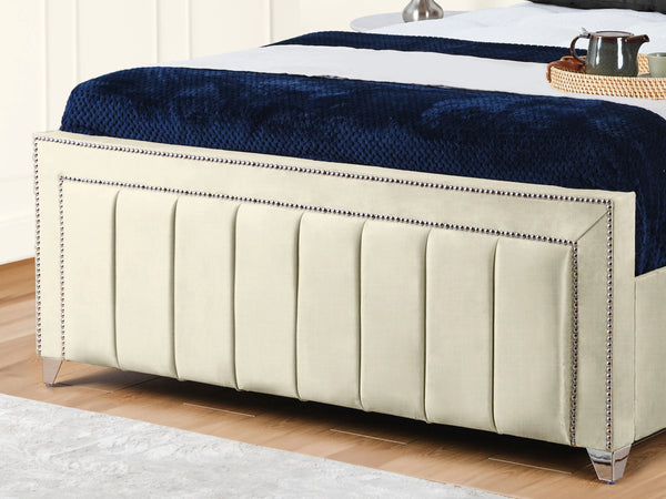 Serena Upholstered bed