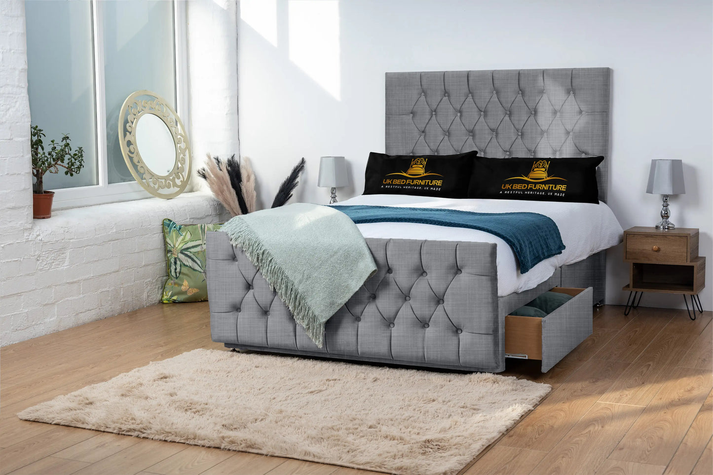 Jublie Chesterfield Divan Bed