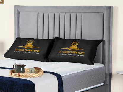 Cannas upholstered bed