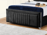 Cannas upholstered bed