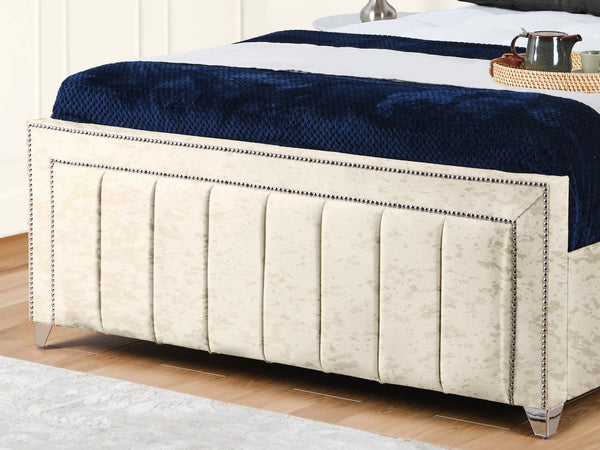 Serena Upholstered bed