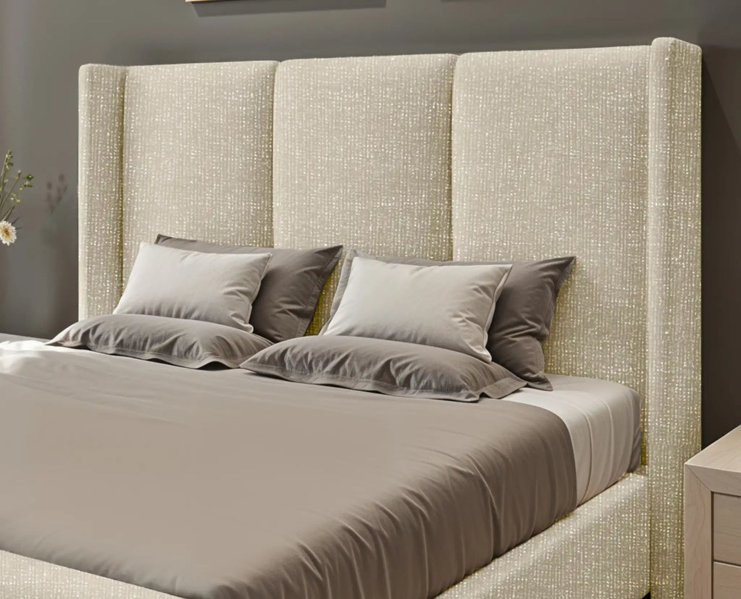 Miami winged Upholstered Bed