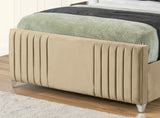 Elise lined winged Upholstered Bed
