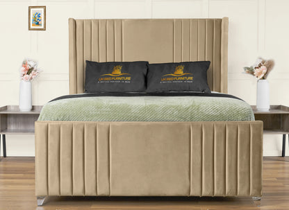 Elise lined winged Upholstered Bed