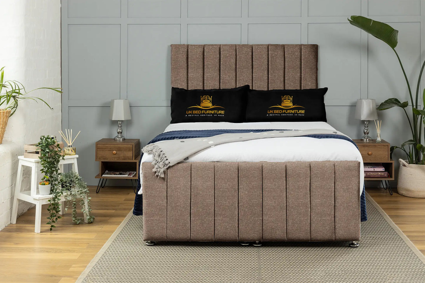 Venetian Ottoman Bed