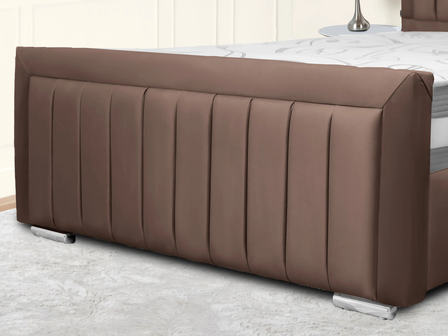 Madrid Upholstered bed