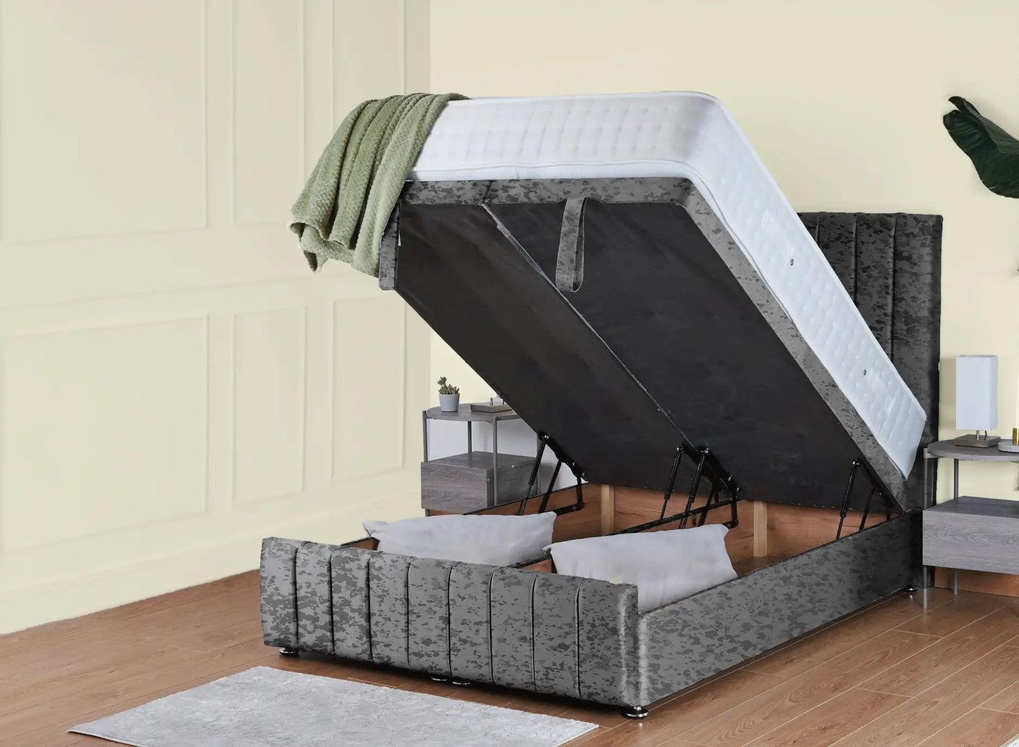 Hamilton Ottoman Bed