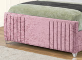 Elise lined winged Upholstered Bed