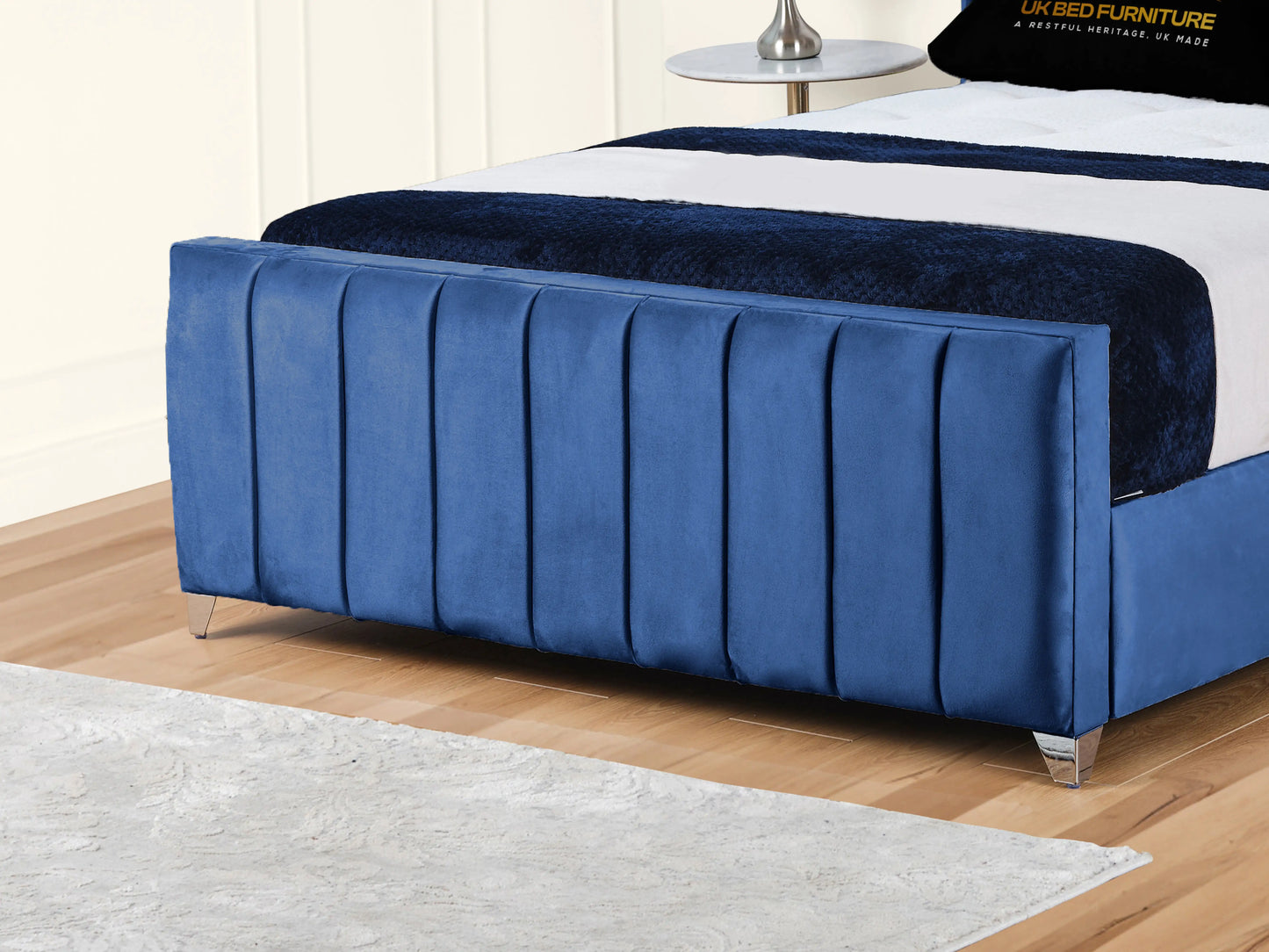 Empire Winged upholstered Bed