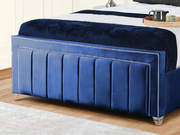 Serena Upholstered bed
