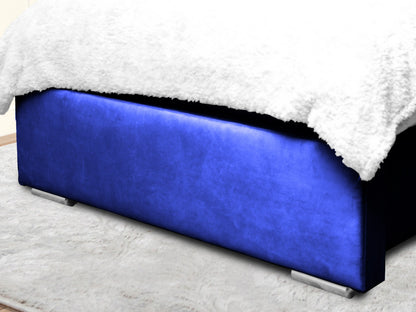 Miri Winged Upholstered Bed