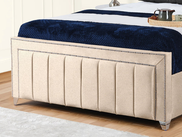 Serena Upholstered bed