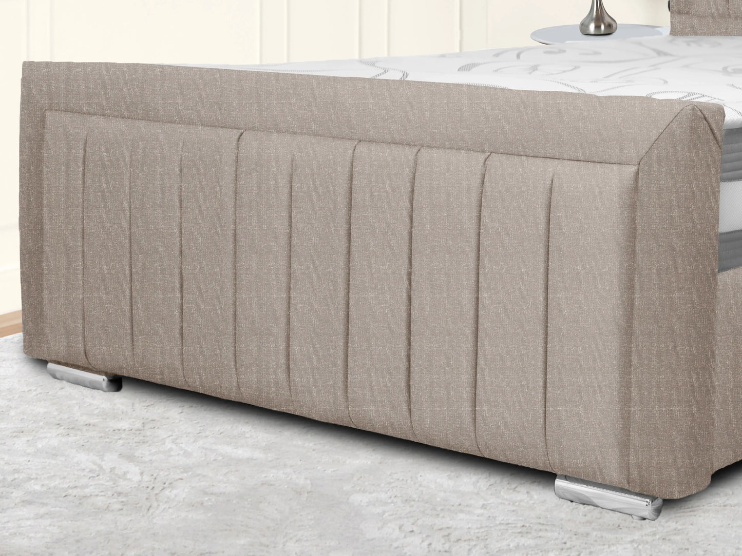 Madrid Upholstered bed