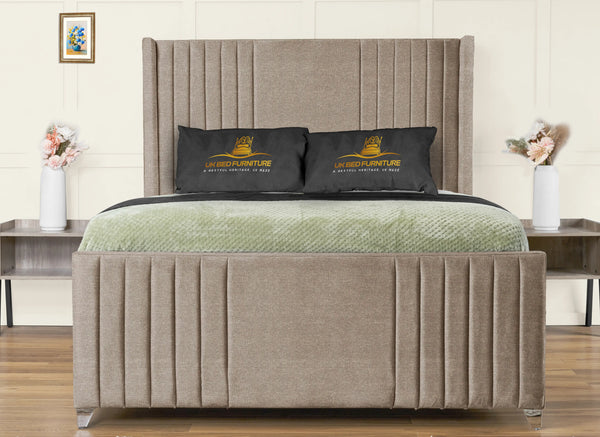 Elise lined winged Upholstered Bed