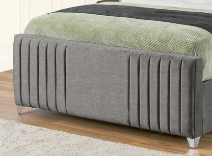 Elise lined winged Upholstered Bed