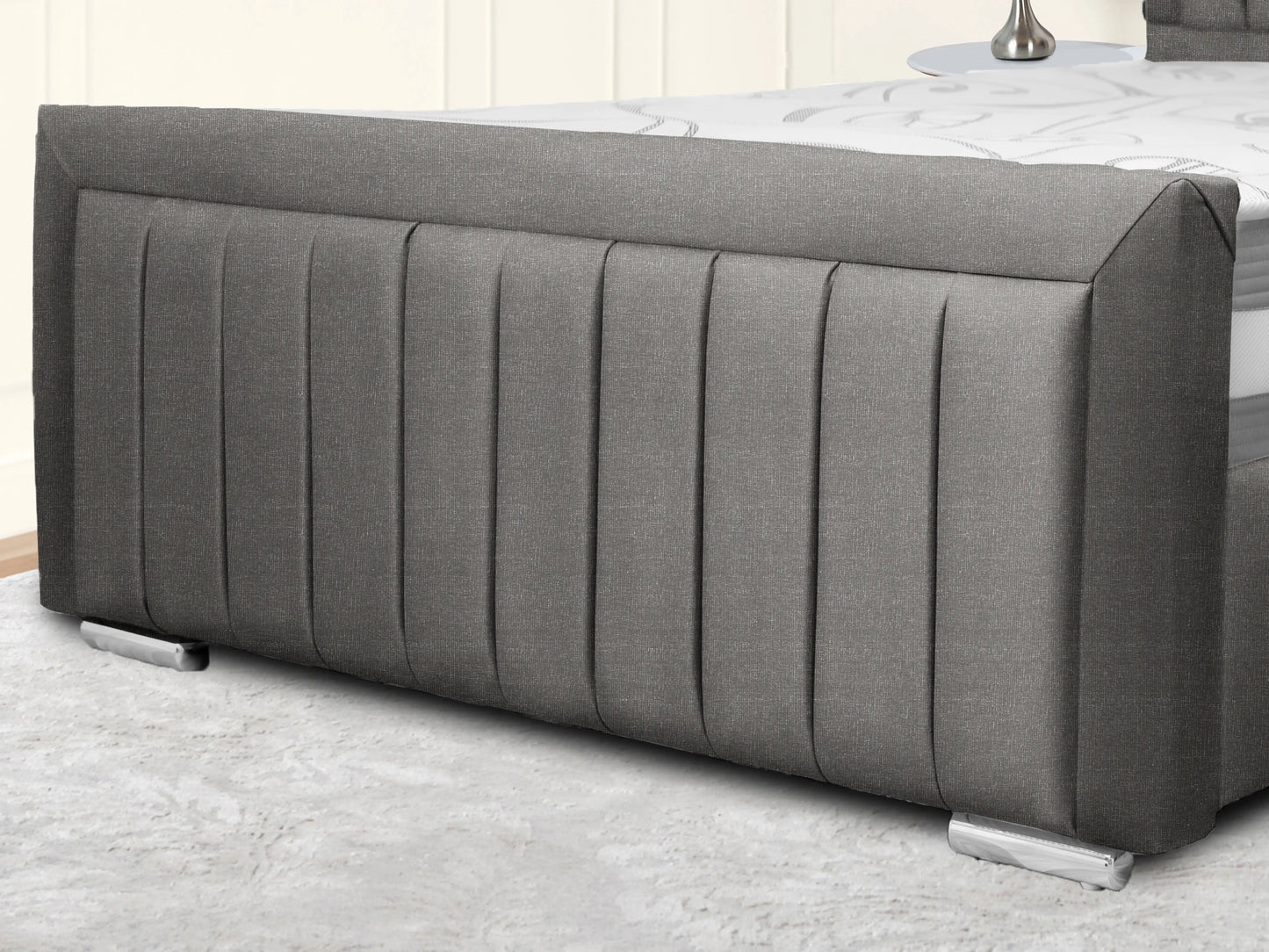 Madrid Upholstered bed