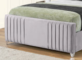 Elise lined winged Upholstered Bed