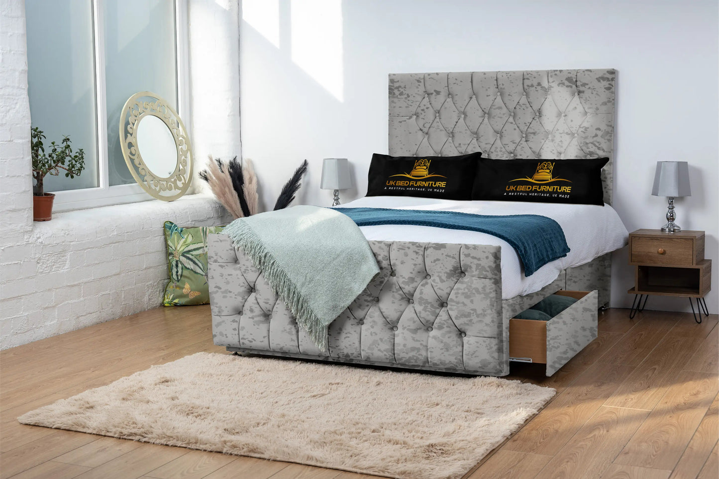 Jublie Chesterfield Divan Bed