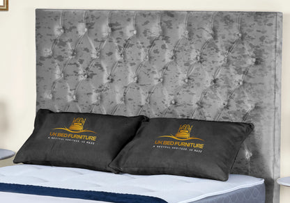 Florida Upholstered bed