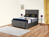 Cannas upholstered bed