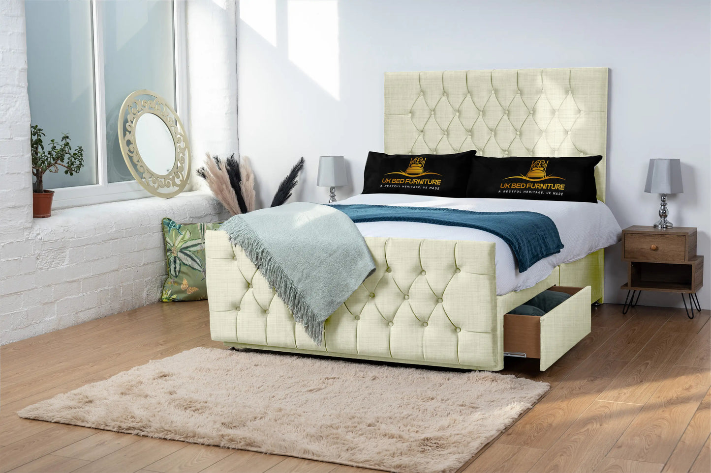 Jublie Chesterfield Divan Bed