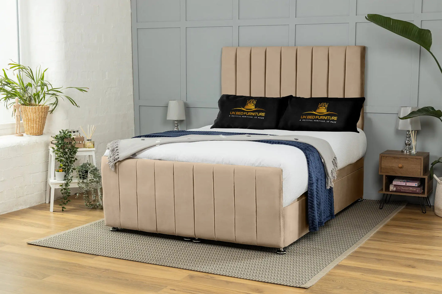 Venetian Ottoman Bed
