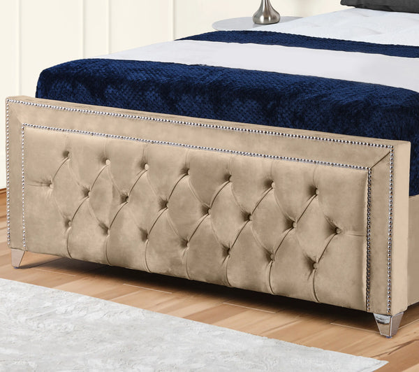 Hamilton Upholstered Bed