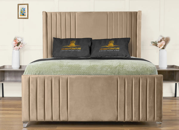 Elise lined winged Upholstered Bed