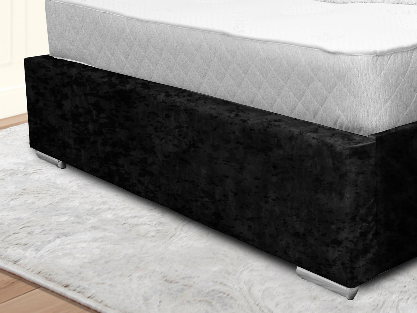 Winchester Upholstered Bed