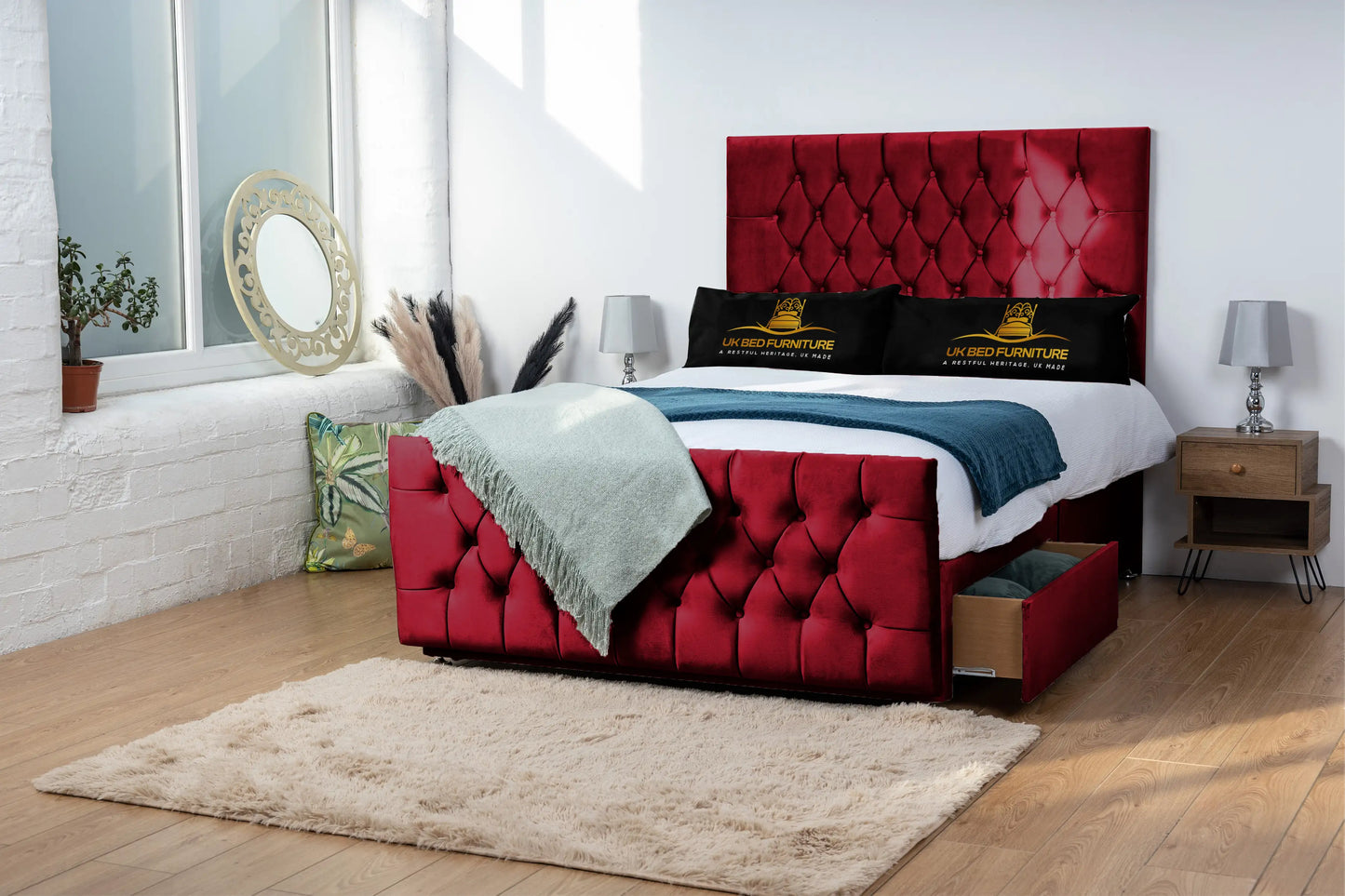 Jublie Chesterfield Divan Bed